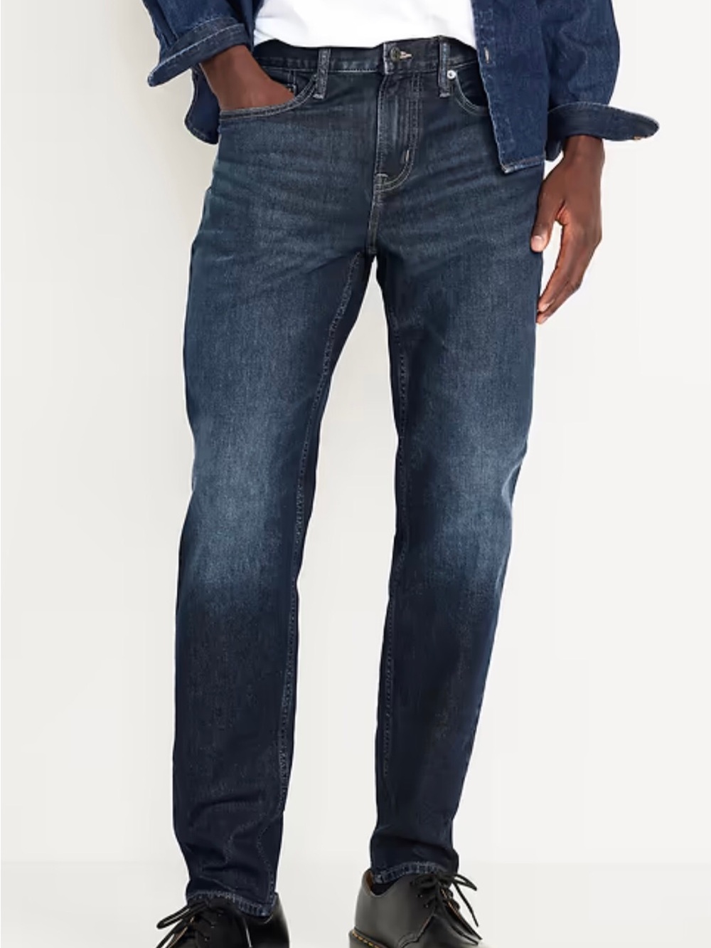 EUC....Old Navy Mens Athletic Taper jeans.